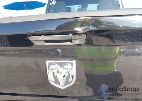 2017 Ram 1500 Tradesman 4X4 6'4 Box из США, поврежденный, VIN 1C6RR7FT0HS781763